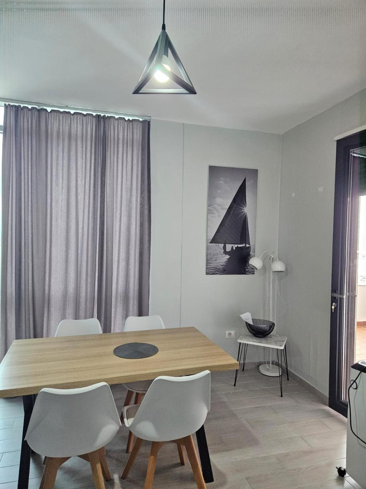 Sea La Vie Apartment Durrës